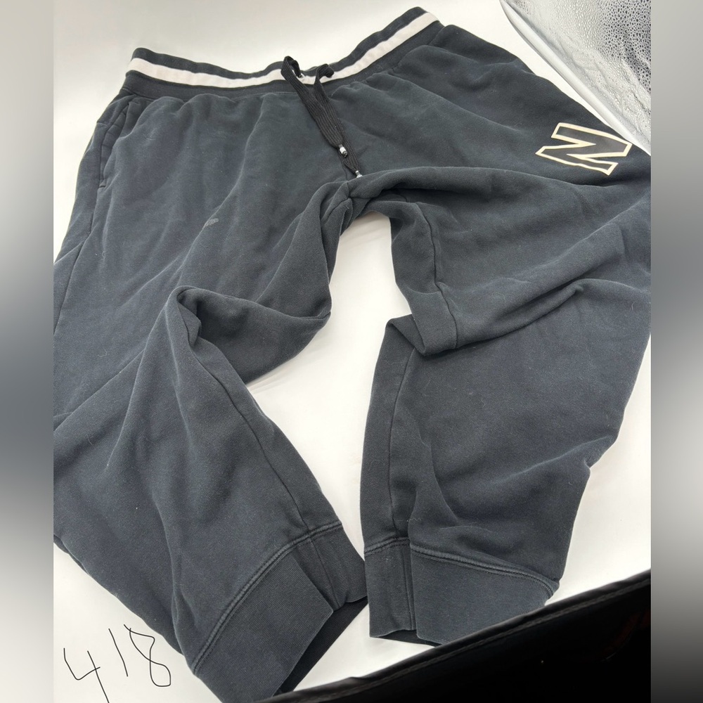 Nike men’s thick jogging pants black Sz xxl‎